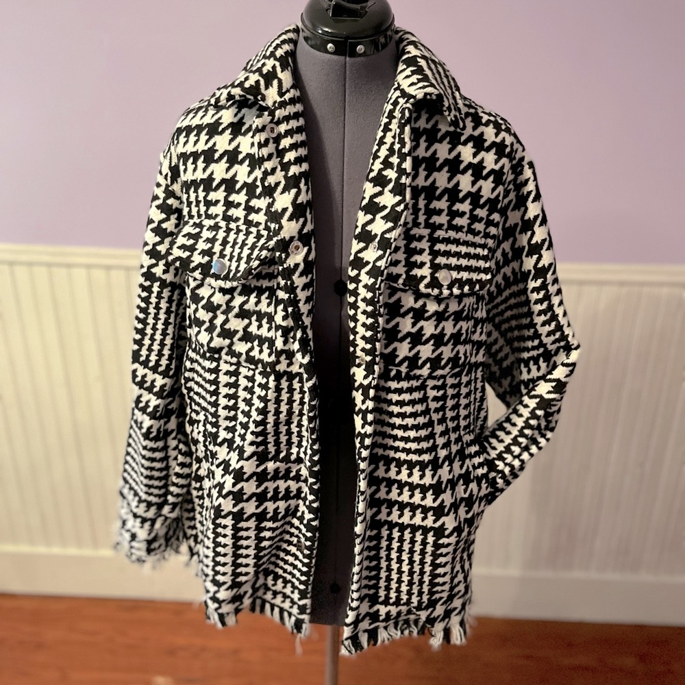 Forever 21 Houndstooth Jacket/ NWOT